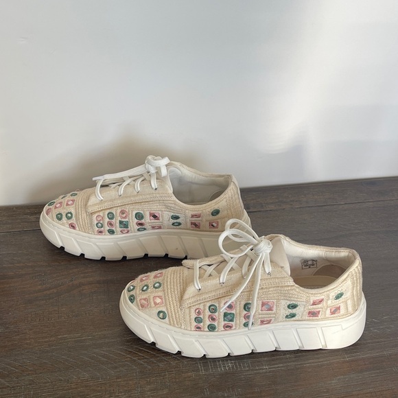 Free People Catch Me If You Can Mirror Combo Crochet Sneakers Size 38 US 8 Boho - Picture 5 of 10